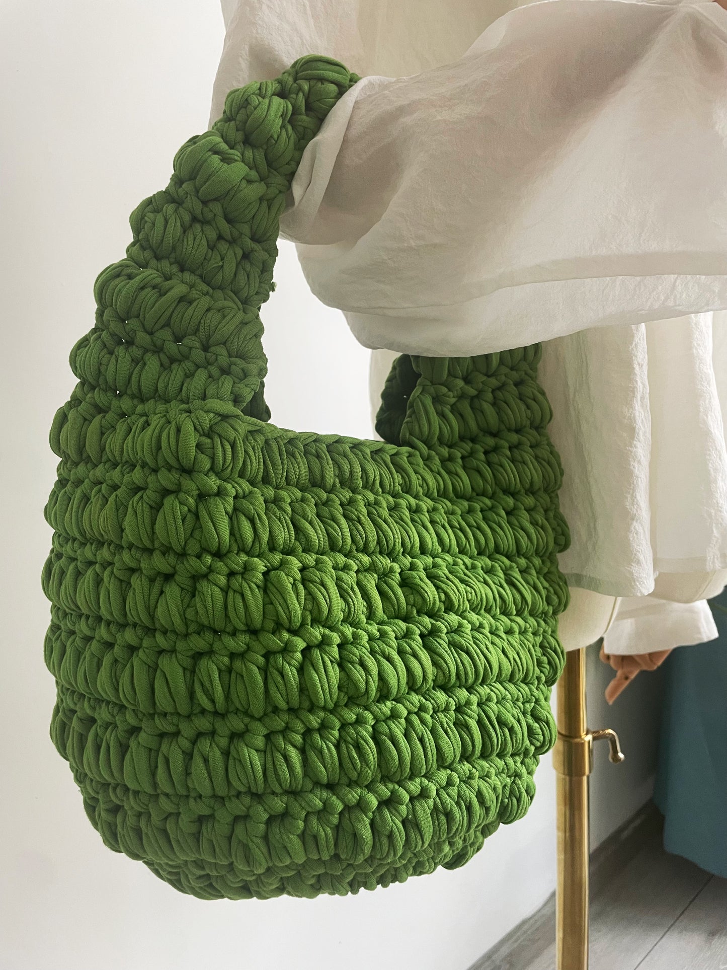 Crochet Pattern – Chunky Green Tote Bag (Beginner Friendly, T-Shirt Yarn)
