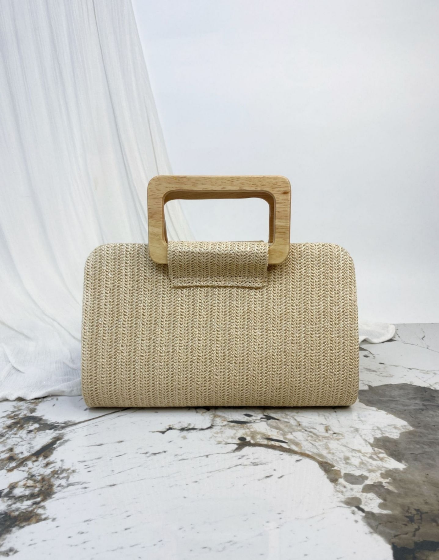 Handmade Crochet Clutch with Wooden Handle – Elegant Cream Purse
