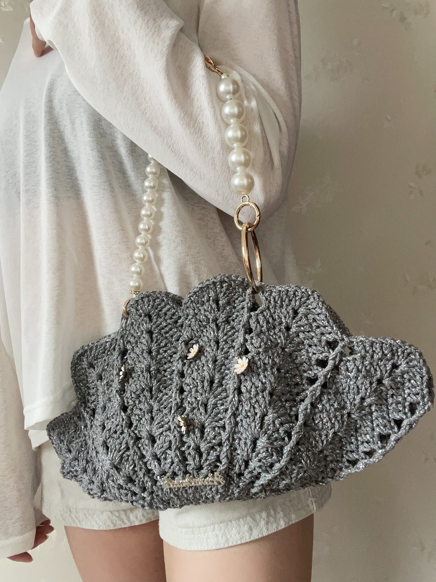 Handmade Crochet Shell Bag – Silver Hollow Cotton | 35cm Wide | Pearl Chain | Floral Embellishments