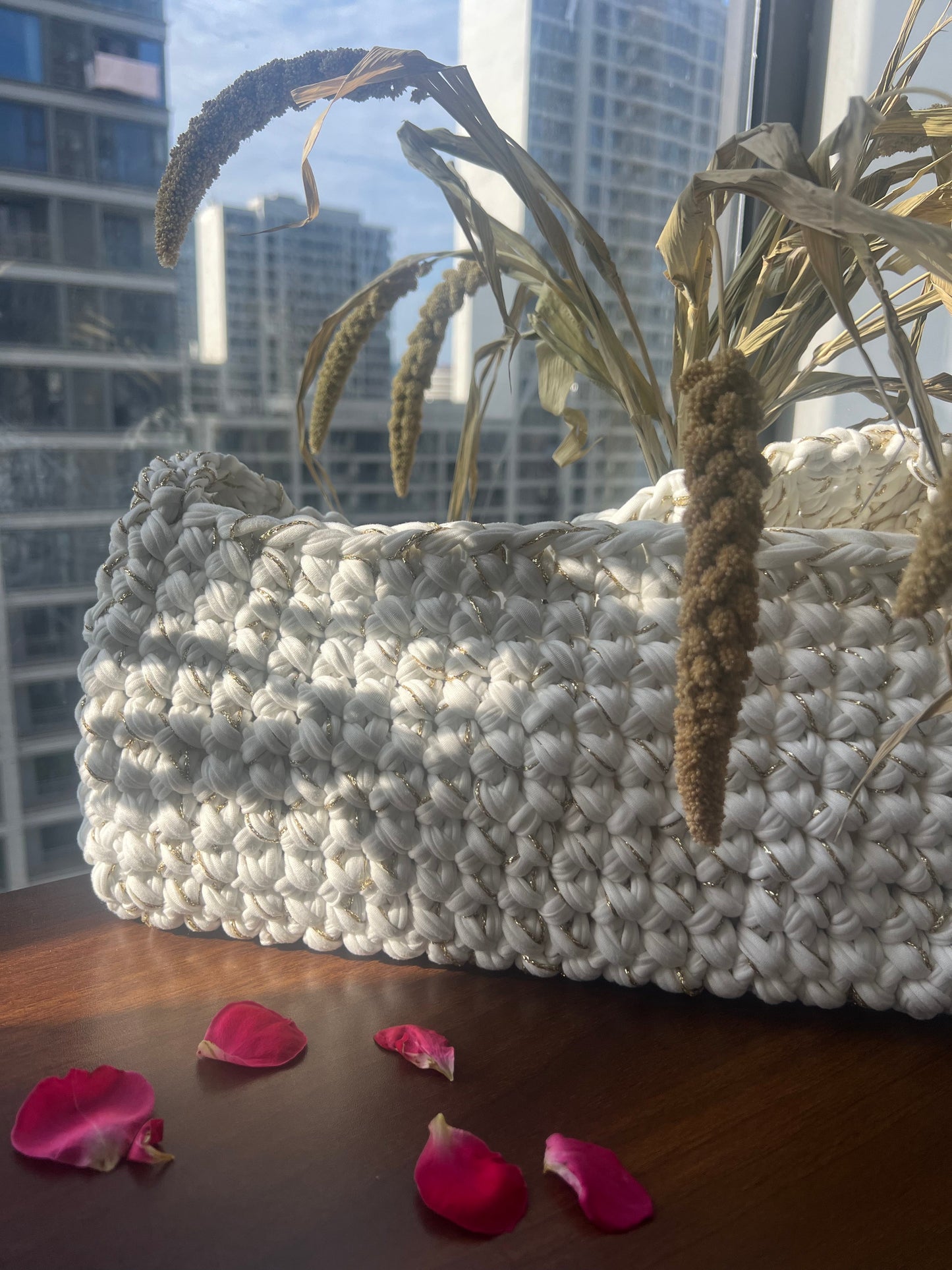 Handmade White Crochet Shoulder Bag – Minimalist Summer Tote