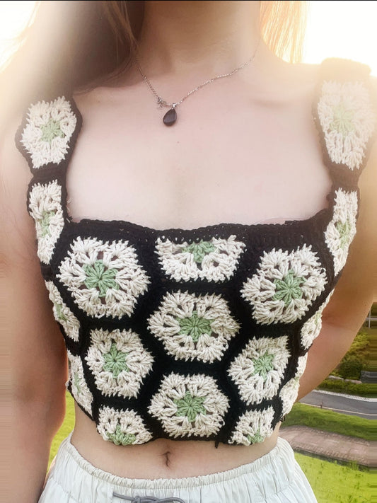Granny Square Crochet Vest – PDF Pattern + Step-by-Step Video Tutorial